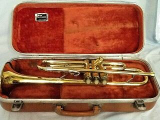 Vintage Olds Ambassador Trumpet W/ Case 311637