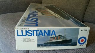 Entex RMS Lusitania 1/350 Scale Vintage Model Kit 5