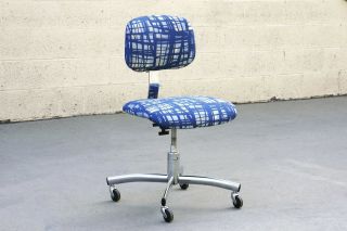 Vintage 80s Chrome Steelcase Task Chair With Abstract Fabric