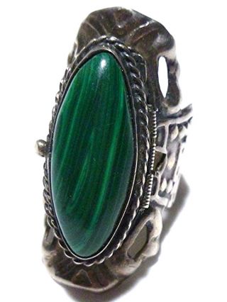 Size 7.  75 Vintage X - Large Mexico Mexican Sterling Silver Malachite Poison Ring