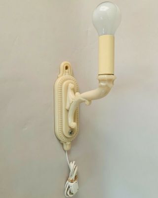 Vintage Aladdin Ivory Alacite Model G352 Electric Pin - Up Lamp