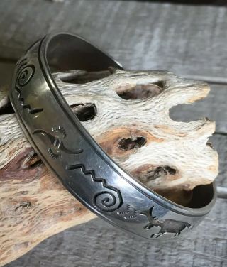Vintage Native American Sterling Silver Storyteller Cuff Bracelet Signed Aa