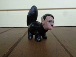 Wwii Anti Hitler Skunk Propaganda Cast Iron Figure Der - Phew - Er Heavy Figurine