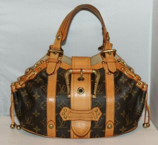 Rare Authentic Pre - Owned Lv Louis Vuitton Monogram Theda Pm Bag M92393