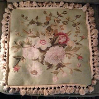 18 " Vtg Chic Shabby Floral Pillow Cover Needlepoint Wool Aubusson Tassels