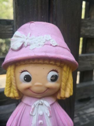 VTG RUBBER RAGGEDY ANN PINK SQUEAKY TOY DOLL FIGURE 7 3/4 
