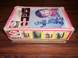 RARE 1960 ' S GODZILLA TIN LITHO BATTERY OPERATED REMOTE CONTROL TOY BY BULLMARK. 6