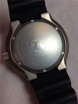 Mens Citizen Eco - Drive E168 - S043271 Titanium Diver ' s 200M Wristwatch Rubber Band 2