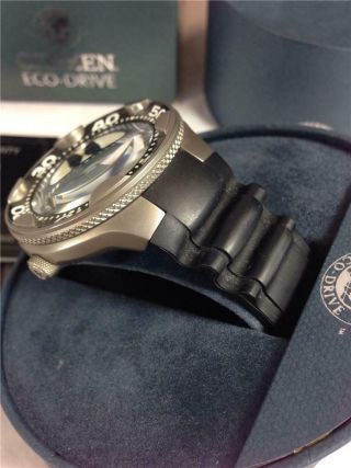 Mens Citizen Eco - Drive E168 - S043271 Titanium Diver ' s 200M Wristwatch Rubber Band 7