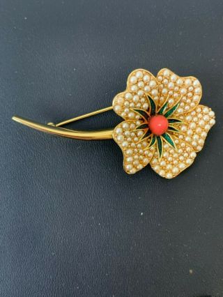 Vintage Boucher Sea Pearl & Coral Flower Pin Brooch Gold Tone 9693p 2.  5 " X 1.  5 "