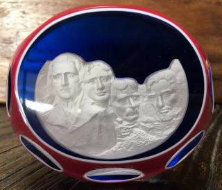 Baccarat Mount Rushmore Vintage 1976 Crystal Paperweight 530/1000
