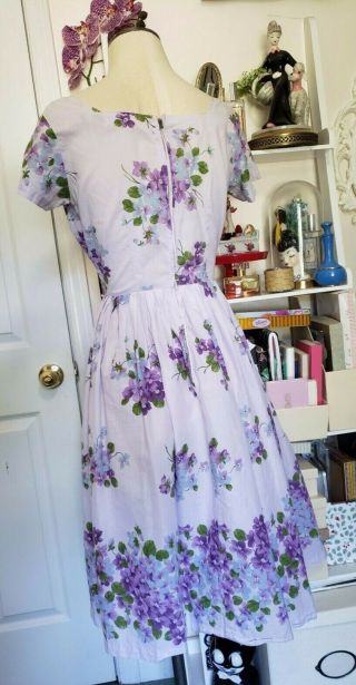 Vintage 1950 ' s Lavender Floral Cotton Day Dress with Cirlce Skirt Pin - Up Girl 6