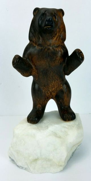 Vintage Signed Maigon Daga Alaskan Kodiak Bear Art Sculpture On Quartz Rare