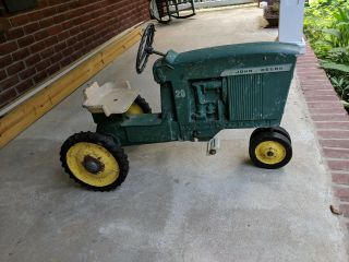 Vintage Ertl John Deere 20 Pedal Tractor Model D - 63
