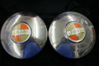 2 Vintage Jeep Dog Dish Hubcaps Set Of 2 Cream And Red