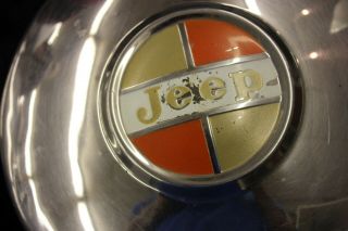 2 Vintage Jeep Dog Dish Hubcaps set of 2 Cream and Red 3