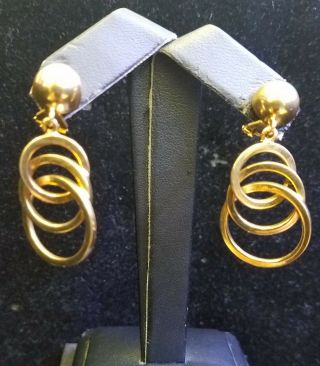Vintage Round Hanging Earring 18 Karat Yellow Gold With Omega Back Jewelry