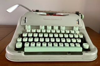 Iconic Green 1960s Hermes 3000 Typewriter Vintage Mid Century Typewriter Seafoam 2