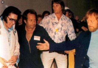 Elvis owned Bicentennial Belt Buckle with Joe Esposito LOA.  RARE. 8