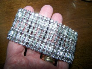 OUTSTANDING Vintage Clear Rhinestone 1 5/8 inch wide Bracelet with Safety Chain 4