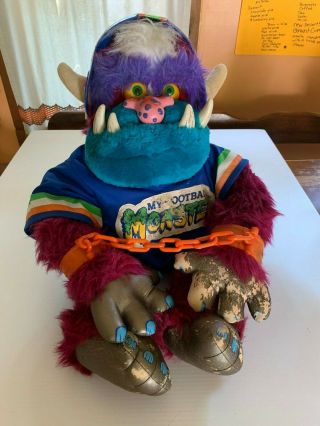 Vintage 1986 AMToy American Greetings My Pet Monster Football Plush w/ Handcuffs 3