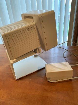 Vintage Apple IIc 2c Model A2S4100 Computer,  With Monitor And Stand 10