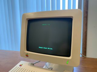 Vintage Apple IIc 2c Model A2S4100 Computer,  With Monitor And Stand 2