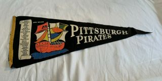 Vintage 1967 Pittsburgh Pirates Felt Souvenir Pennant 30” Pirate Ship