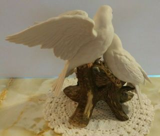 Vintage Home Interiors Dove with babies NATURE ' S PROMISE Classic Porcelain 1996 2