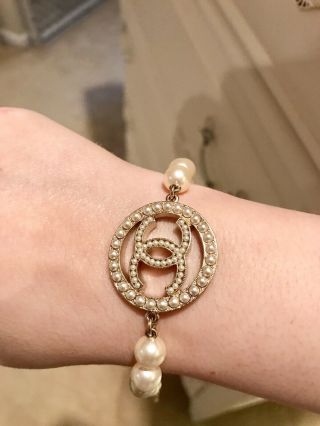 Chanel Faux Pearl Bracelet Rare Comes W/ Everything 6