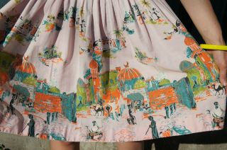' Casbah Market ' Vintage 1950 ' s MILLWORTH Scenic Novelty Print Skirt COLLECTIBLE 2