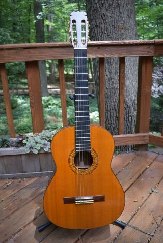 Vintage 1975 S.  Yairi Model 650 Classical Acoustic Guitar W/ Hard Case
