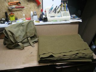 Vintage Wwii Era Powers And Company 1941 Canvas Field Bag W/ Military Blanket