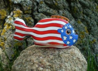 Jay Mcevers Fish Decoy Sunfish Lure Fishing Folk Art Carved Wood Ice Rod Flag