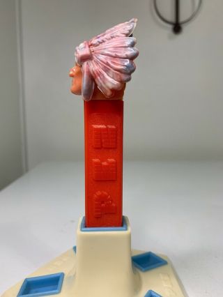 Vintage Pez Indian Chief No Feet Marbelized Head Dressing 5