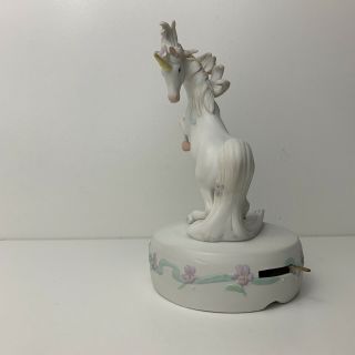 Vintage 1986 Porcelain Large Enesco Unicorn Music Box 7.  75” Tall — “Memory” 3