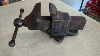 Vintage Reed Mfg Co 4 " Jaws Bench Vise No.  104 Made Erie Pa Usa 40 Lbs.