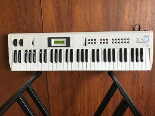 Korg X5d Music Synthesizer 01/w Series Rare White Color Internal Battery
