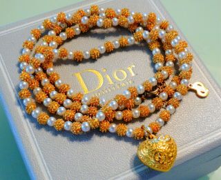 Vtg 80s Christian Dior Etruscan 32 " Matte Gold Glass Pearl Heart Runway Necklace