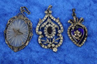 3 True Vintage/antique Pendants Inc.  Art Deco,  Victoriana,  Enamel,  Paste (25g)