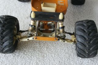 Vintage RC10 Team Associated Gold Pan chassis 2