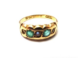 Antique Victorian 9ct Yellow Gold Emerald & Pearl Ring Hallmarked English.  F91f