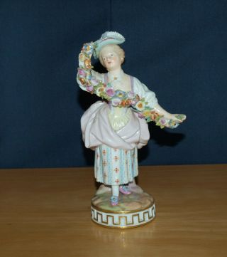 Delightul Antique Meissen Porcelain Girl With Flower Garland Figurine No.  F67