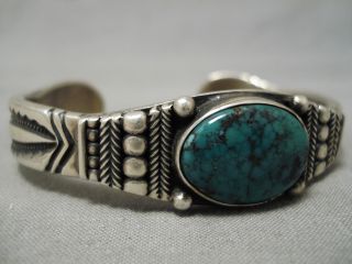DETAILED THICK VINTAGE NAVAJO GREEN SPIDERWEB TURQUOISE STERLING SILVER BRACELET 4