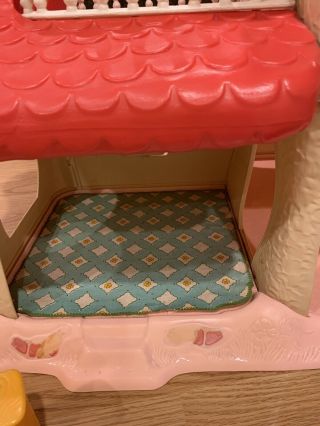 Vintage Berry Happy Home Strawberry Shortcake Doll House With Accessories Dolls 4