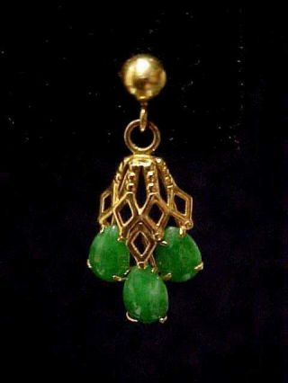 Vintage Chinese 22k Natural Imperial Jade Earrings