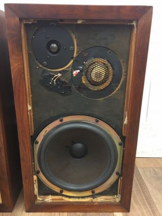 Set of 2 Two Vintage Acoustic Research AR - 3A Speakers 64086,  64008 3