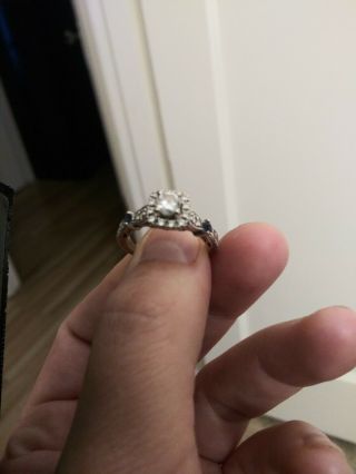 Vera Wang 3/4 Carat Blue vintage diamond Engagement Ring 5