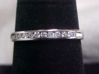 ESTATE.  27ctw NATURAL DIAMOND WEDDING BAND - RING 14K WHITE GOLD sz7.  5 NO RESERV 6