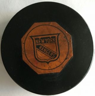Vintage Game Official York Rangers Hockey Puck Ccm Art Ross Tyer Rubber